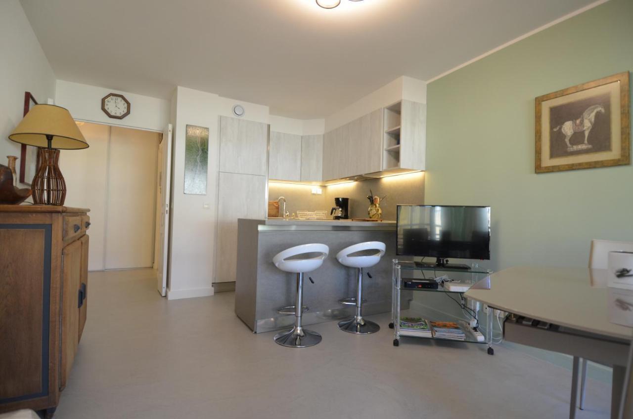 Appartement 3 Personnes Avec Coin Nuit Avec Terrasse Et Parking Quartier Du Port De Nice Exteriör bild