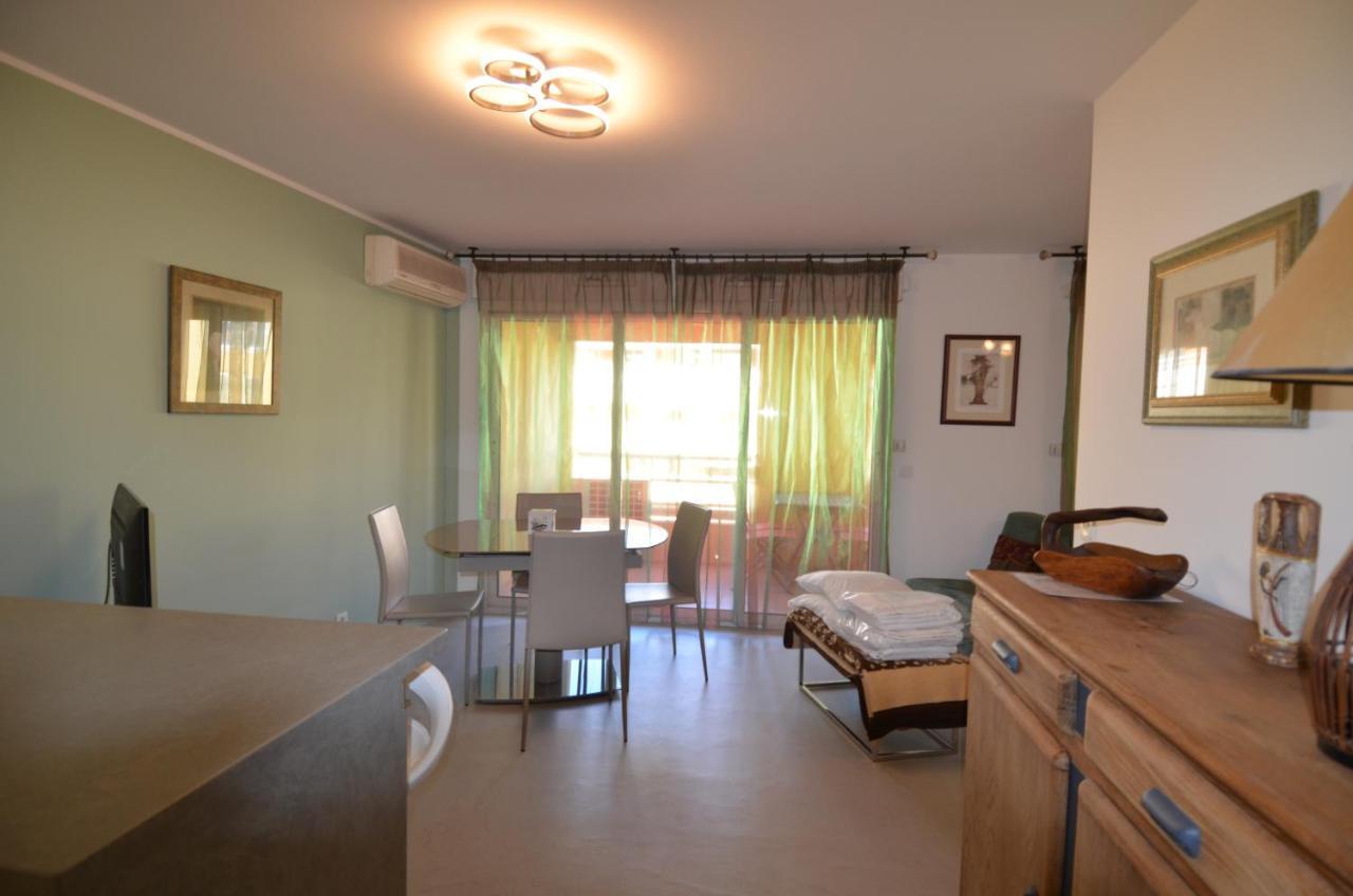 Appartement 3 Personnes Avec Coin Nuit Avec Terrasse Et Parking Quartier Du Port De Nice Exteriör bild