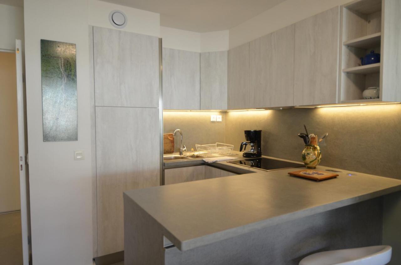 Appartement 3 Personnes Avec Coin Nuit Avec Terrasse Et Parking Quartier Du Port De Nice Exteriör bild