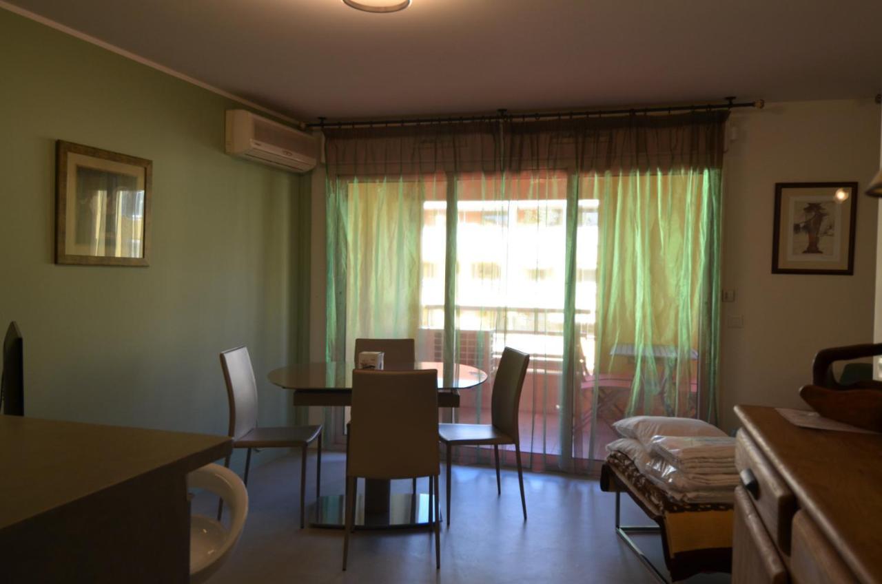 Appartement 3 Personnes Avec Coin Nuit Avec Terrasse Et Parking Quartier Du Port De Nice Exteriör bild